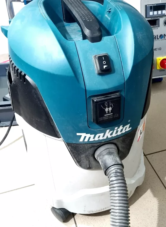 ODKURZACZ PRZEMYSŁOWY MAKITA VC2512 1000W