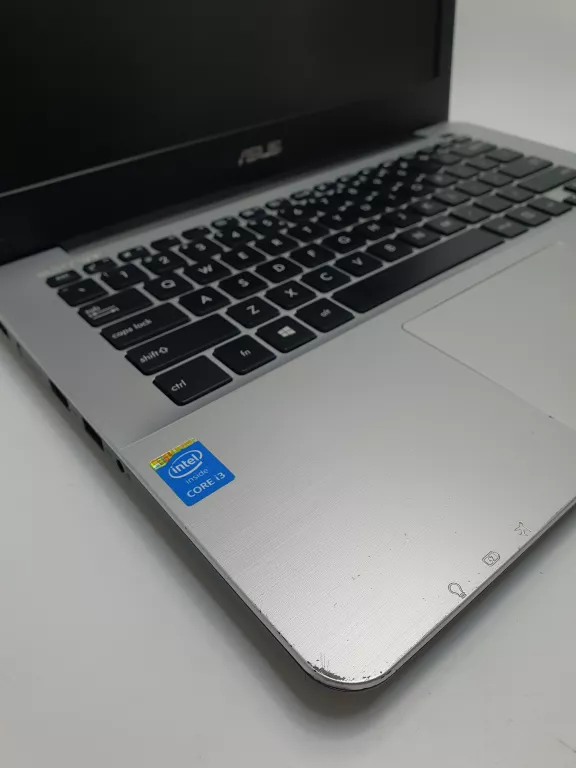 LAPTOP ASUS R301L 8GB RAM 120GB SSD