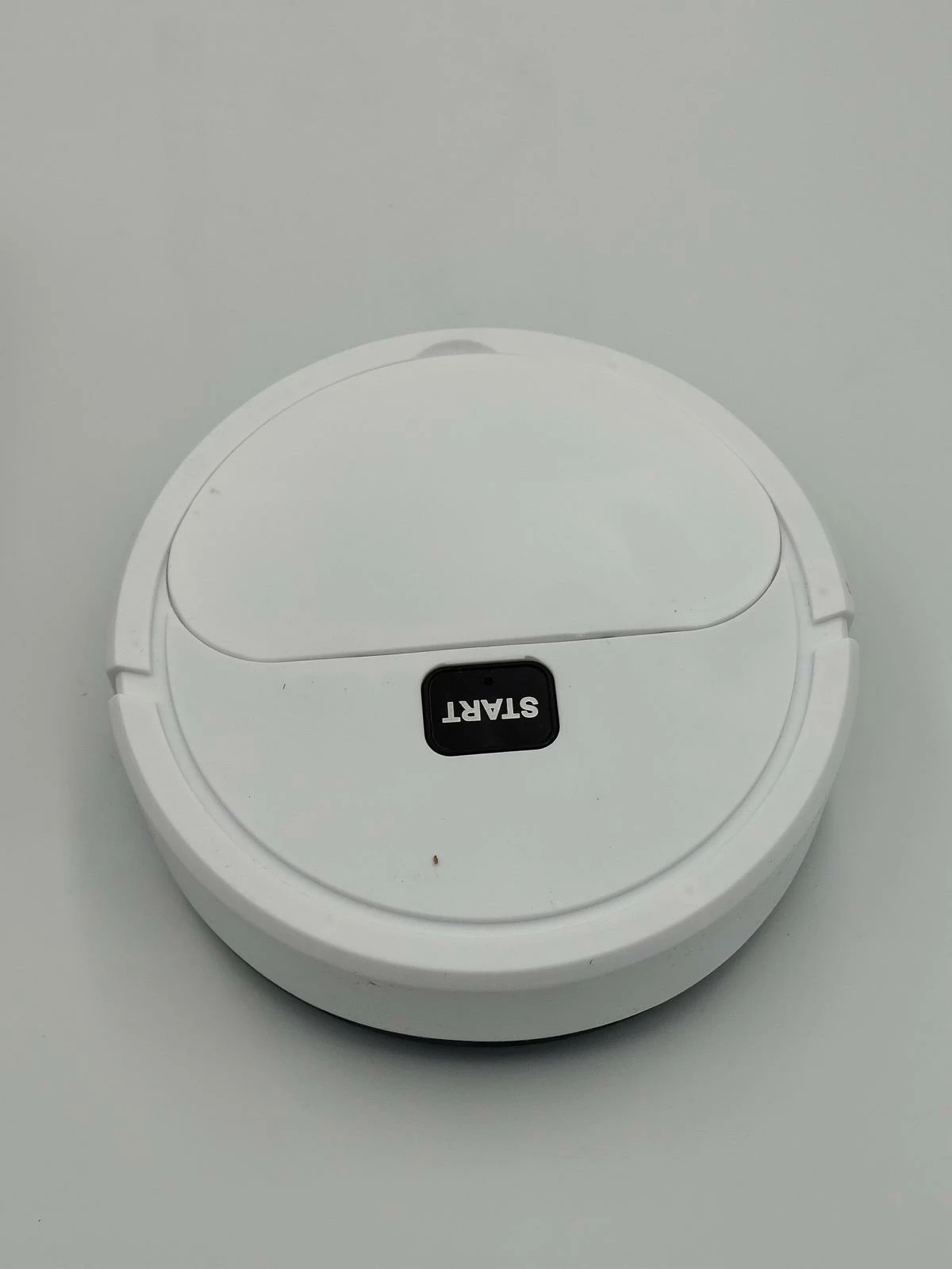 mini-odkurzacz-samojezdzacy-bialy-kolor-dominujacy-nie-dotyczy