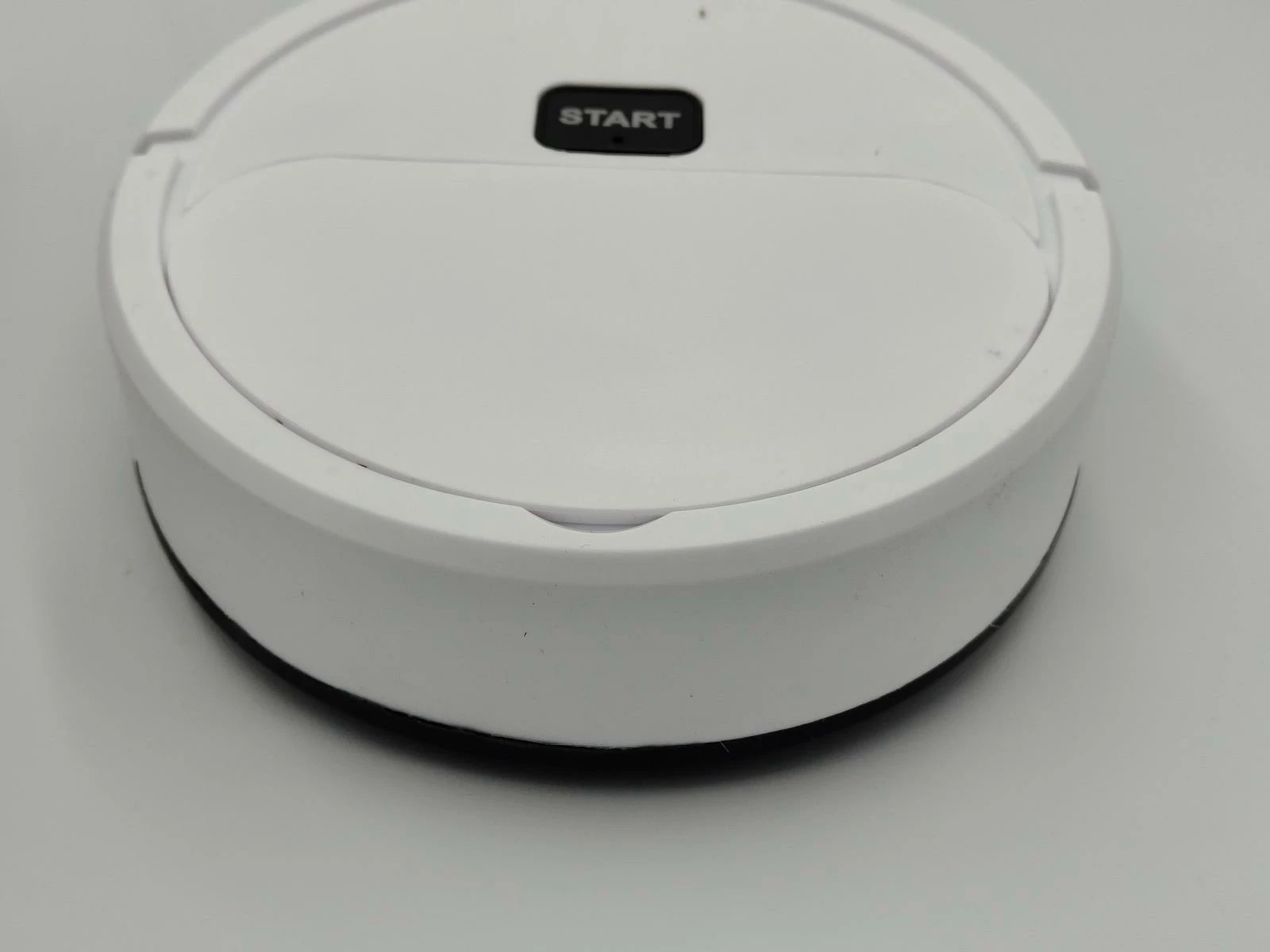 mini-odkurzacz-samojezdzacy-bialy-kod-producenta-lutongtrade-70034202