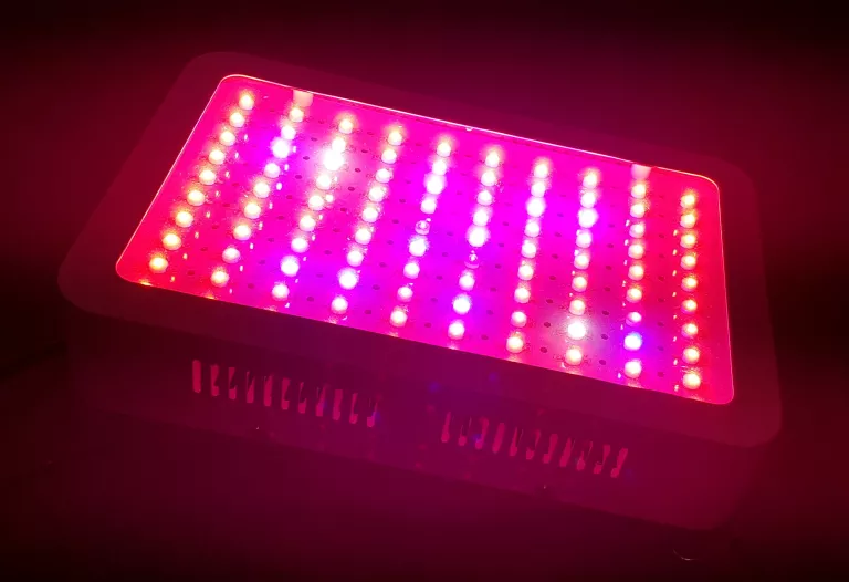 PANEL LAMPA LED DO UPRAWY ROŚLIN