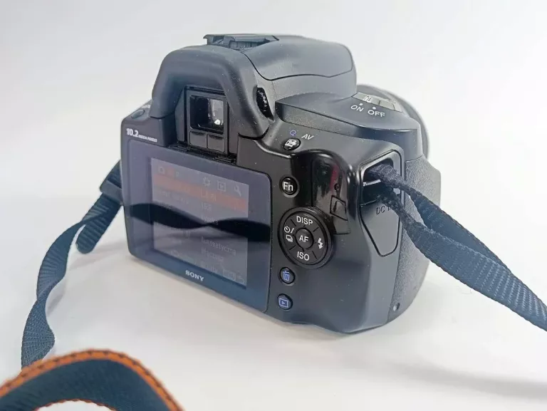 lustrzanka-sony-alfa-230-korpus-obiektyw-rozmiar-matrycy-aps-c