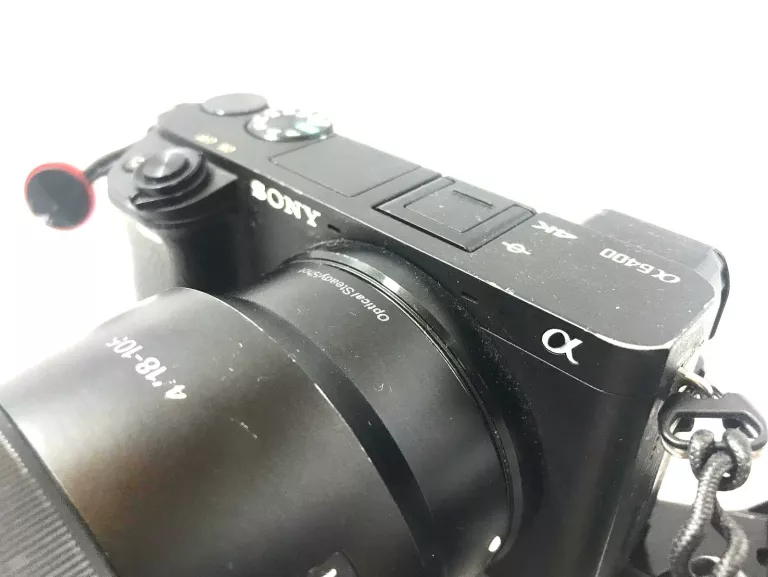 APARAT SONY A6400 BEZLUSTERKOWIEC + OBIEKTYW SONY 18-105