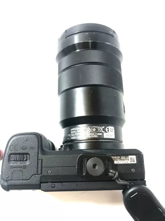APARAT SONY A6400 BEZLUSTERKOWIEC + OBIEKTYW SONY 18-105