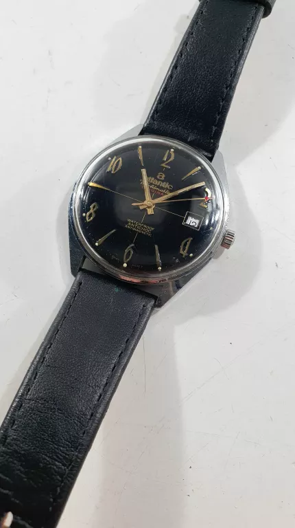 zegarek-atlantic-worldmaster-antichoc-opis-rodzaj-analogowe