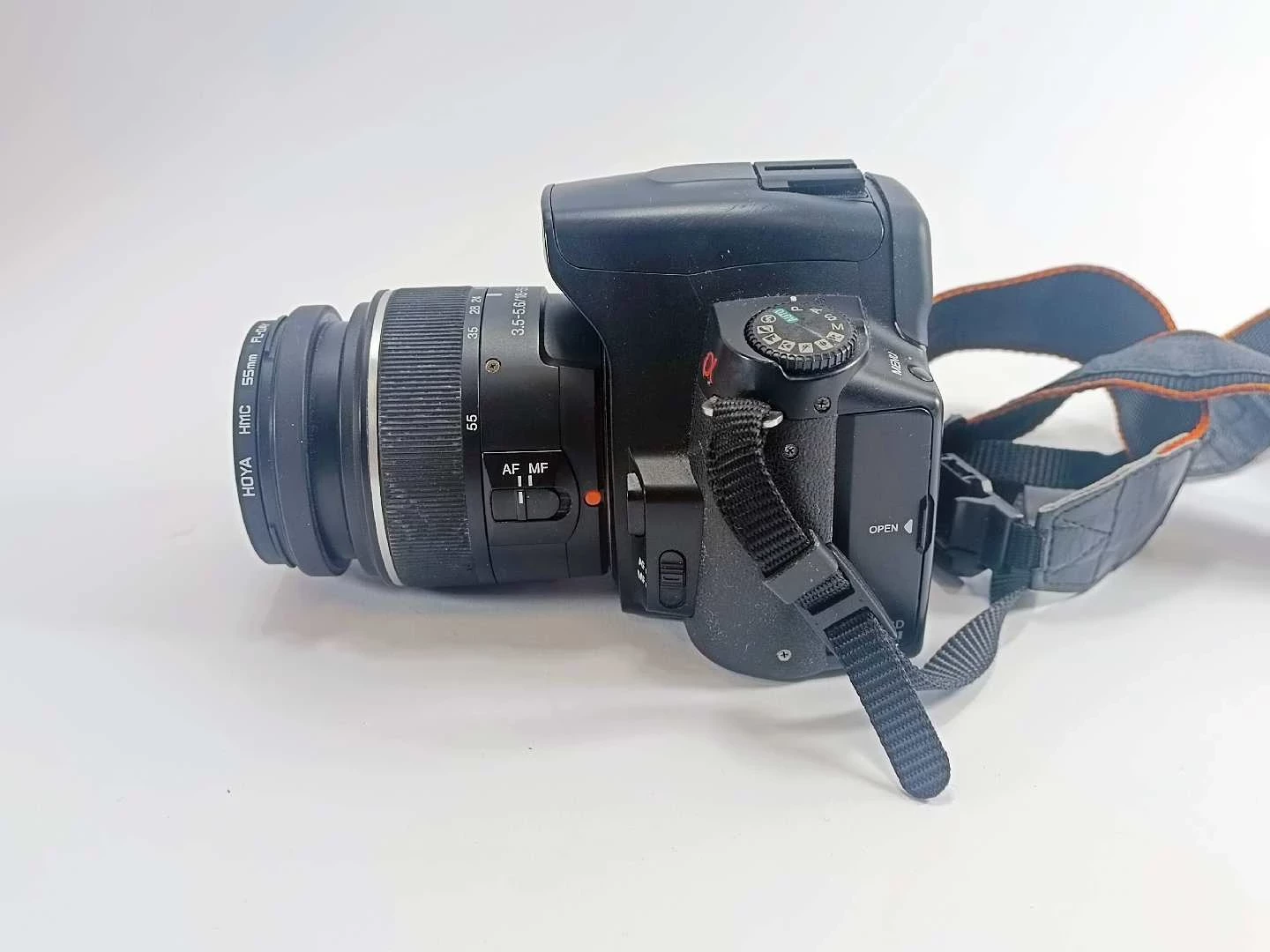 lustrzanka-sony-alfa-230-korpus-obiektyw-w-zestawie-korpus-obiektyw