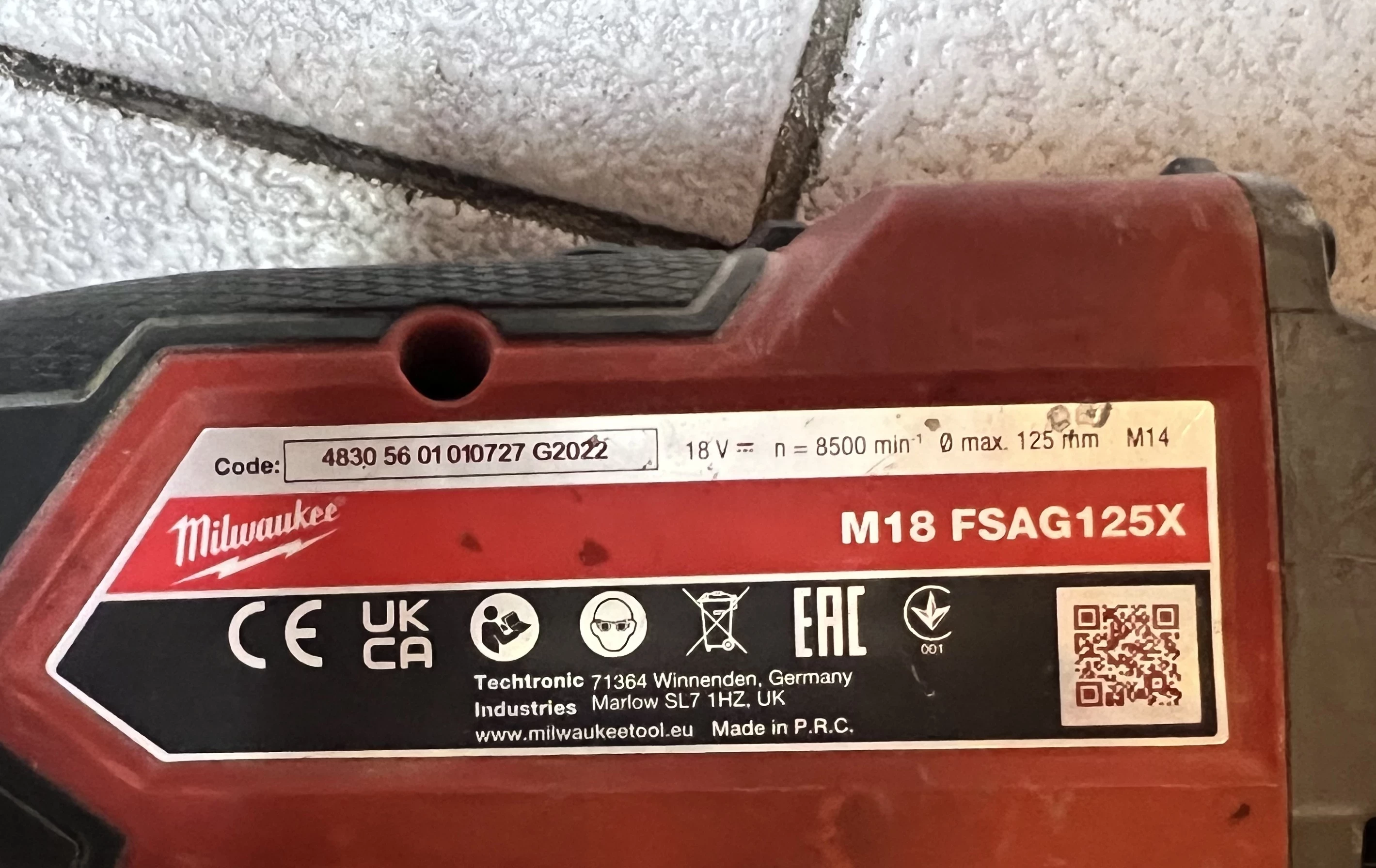 szlifierka-katowa-milwaukee-m18-fsag125x-zestaw-ean-gtin-4058546348946