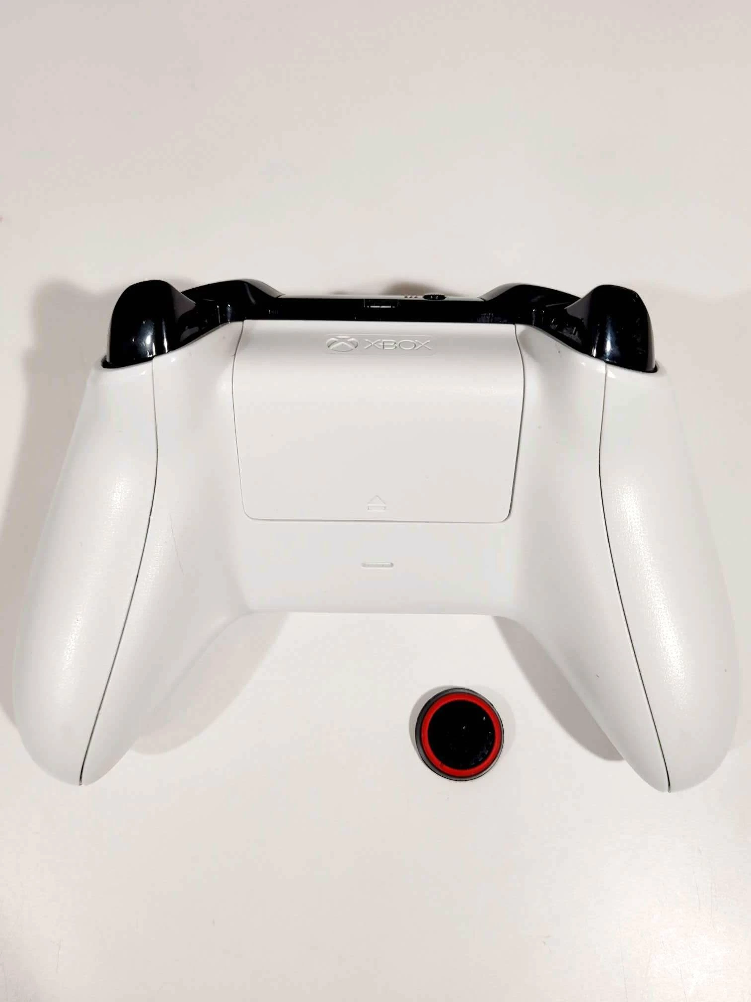 konsola-xbox-one-x-kolor-206002-225590