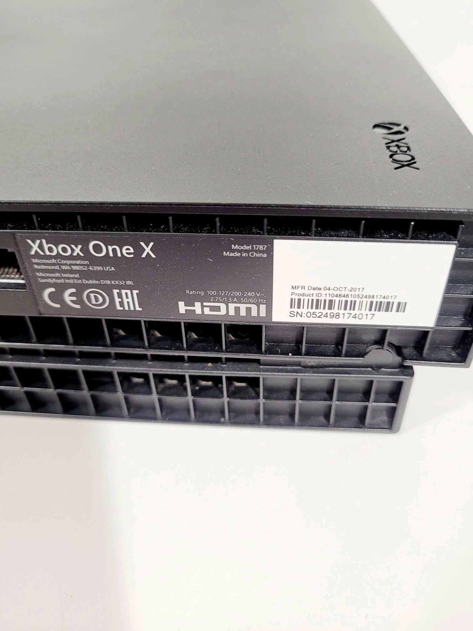 konsola-xbox-one-x-liczba-kontrolerow-w-zestawie-205994-225550