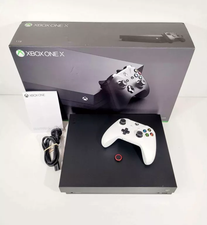 konsola-xbox-one-x-struga-29-radom
