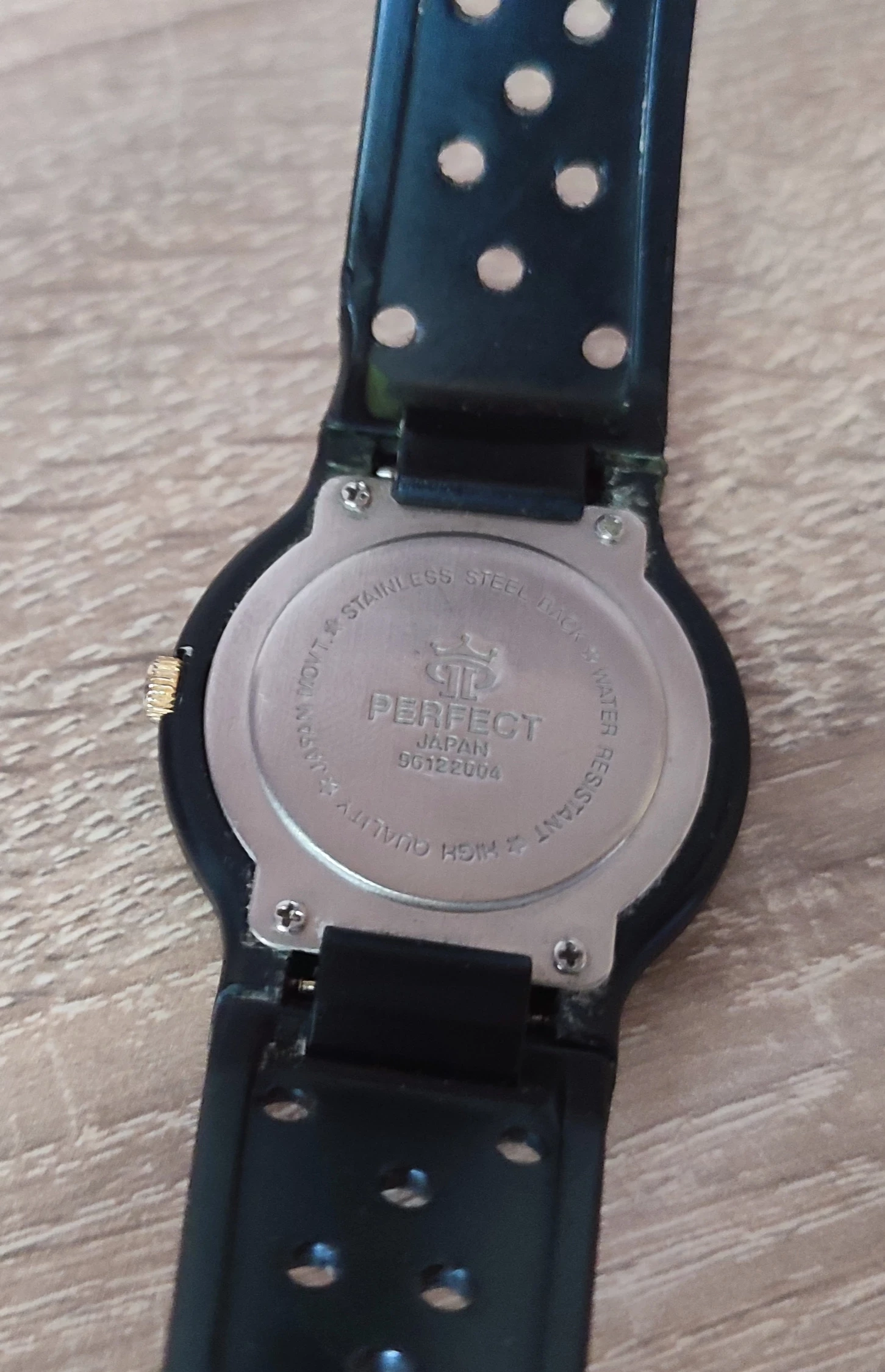 zegarek-perfect-japan-czarny-mechanizm-18738-1