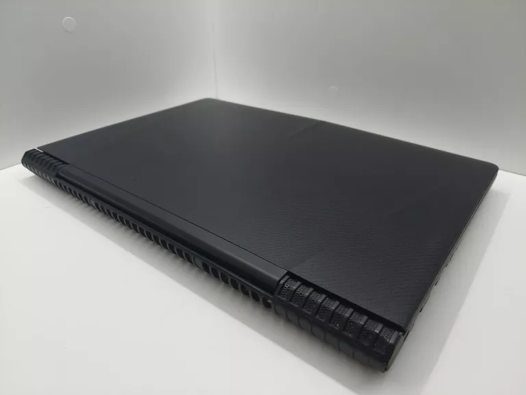 LAPTOP LENOVO LEGION Y520-15IKBN I7-7700HQ/8GBRAM/1,5TBHDD/GTX 1050