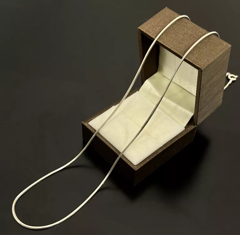 SREBRNY ŁAŃCUSZEK ŻYŁKA 5,3G P.925 55CM