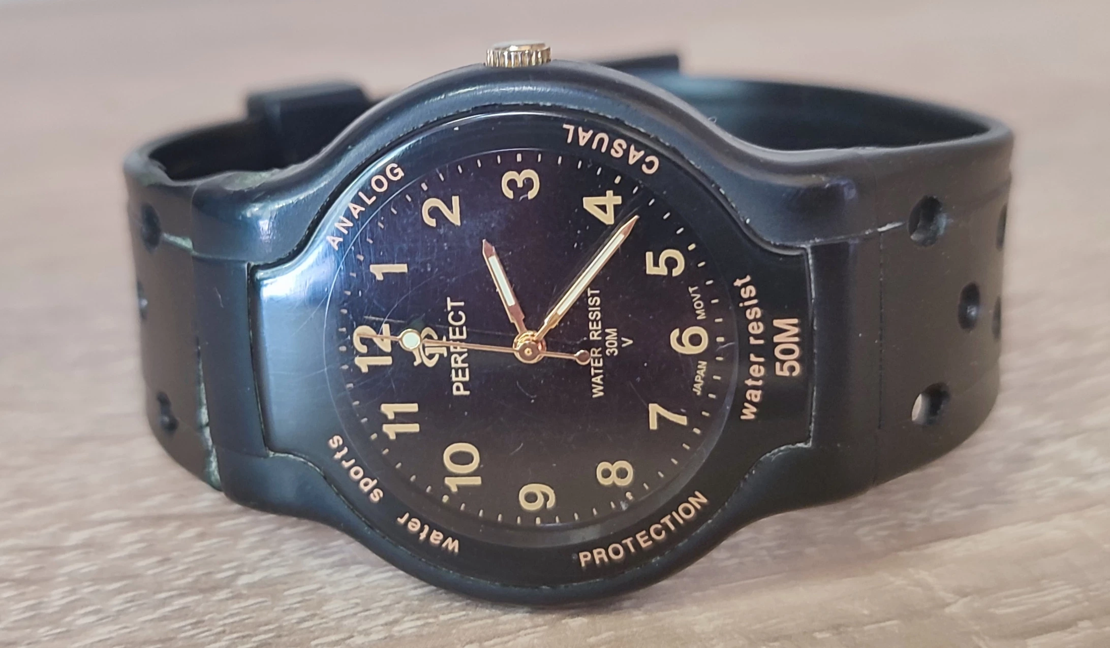 zegarek-perfect-japan-czarny-warszawska-115bminsk-mazowiecki