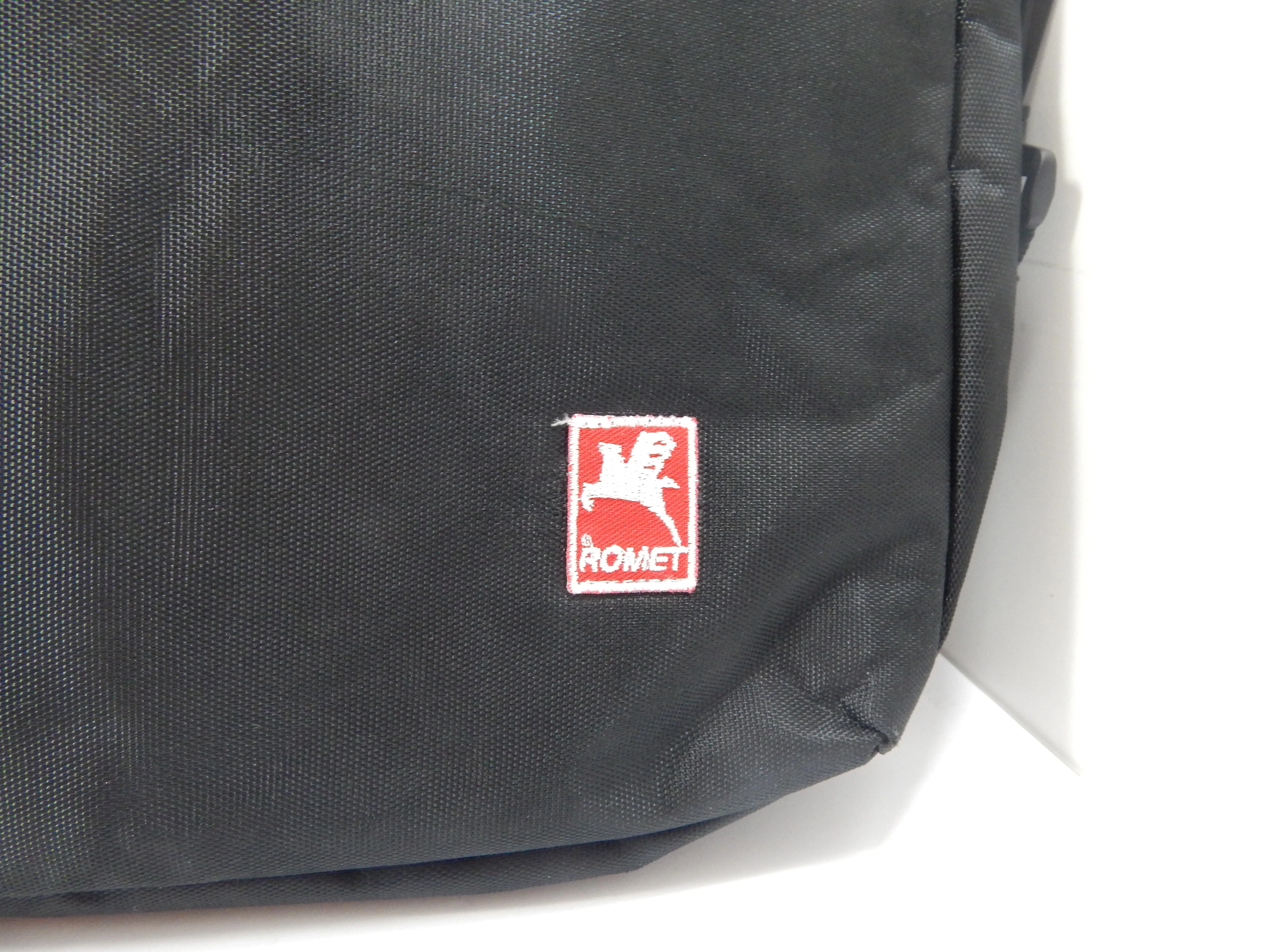 torba-na-laptopa-paso-15-4043c-ean-gtin-5903162025285