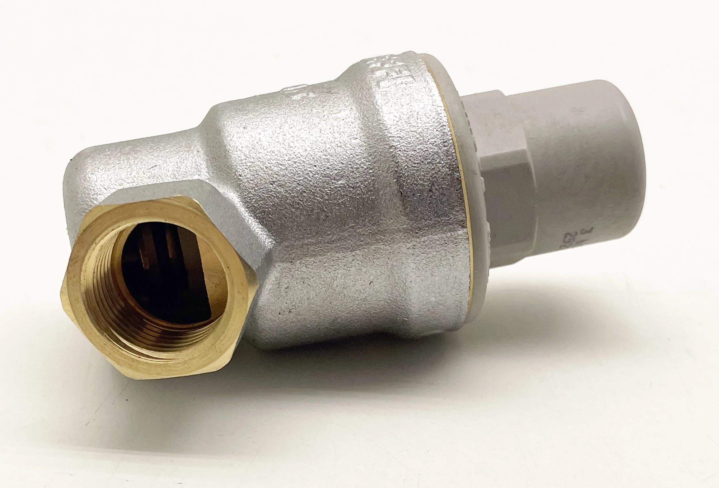 regulator-cisnienia-wody-12-caleffi-srednica-przylacza-12