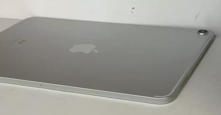 apple-ipad-pro-11-cali-64gb-etui-okazja-czujniki-202841-1