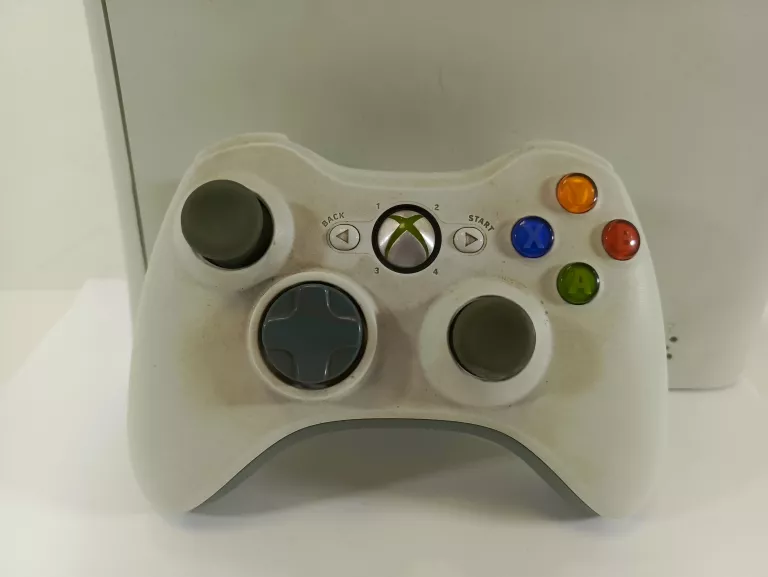 KONSOLA MICROSOFT XBOX 360 500GB PAD PLUS OKABLOWANIE