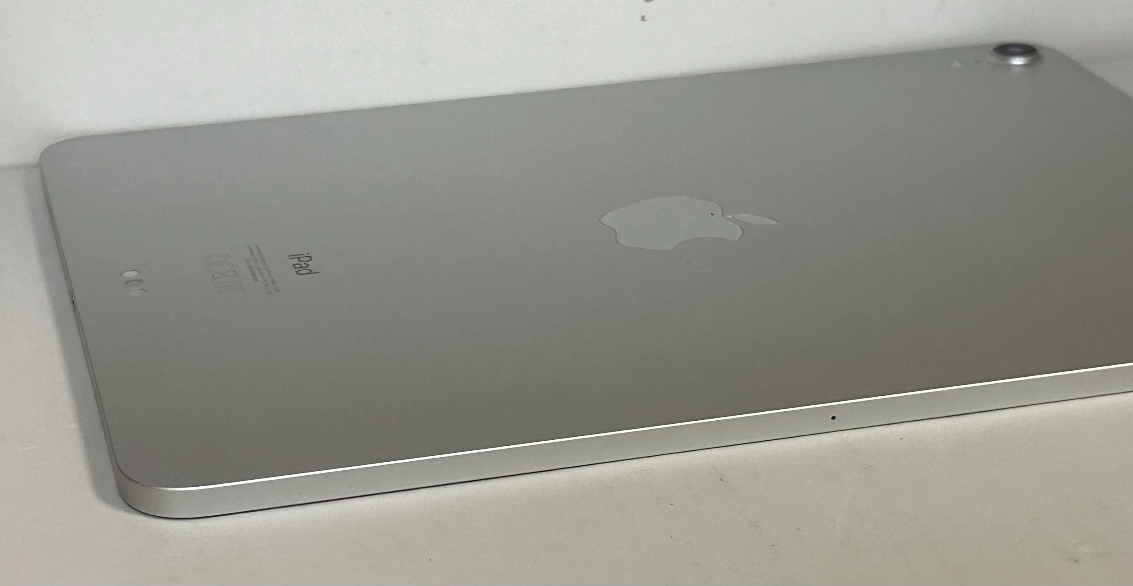 apple-ipad-pro-11-cali-64gb-etui-okazja-waga-46800