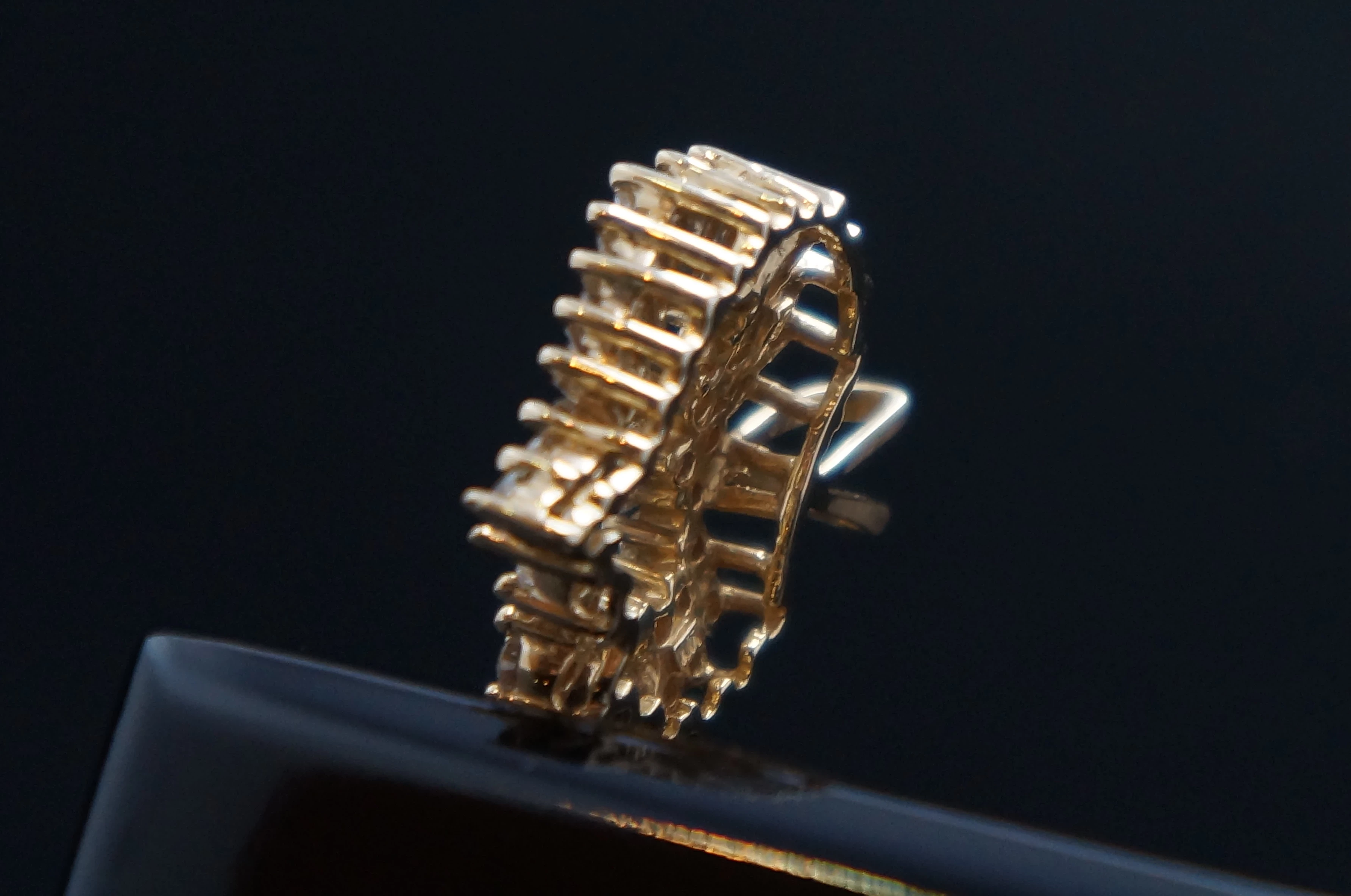 zlota-zawieszka-585-410g-z-diamentami-34-szt-motyw-129129-6