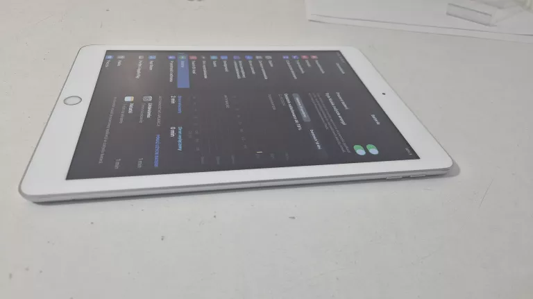 TABLET APPLE IPAD 5 9,7" A1823