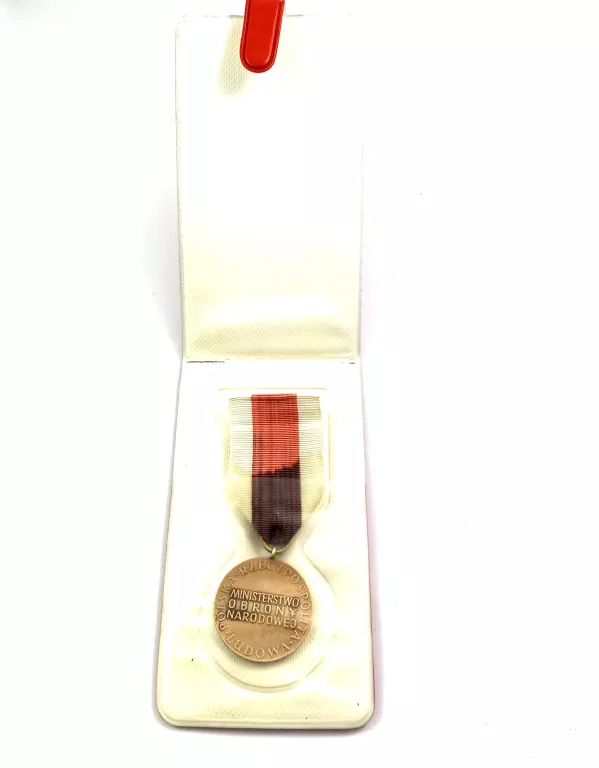 MEDAL ZA ZASŁUGI DLA OBRONNOŚCI KRAJU