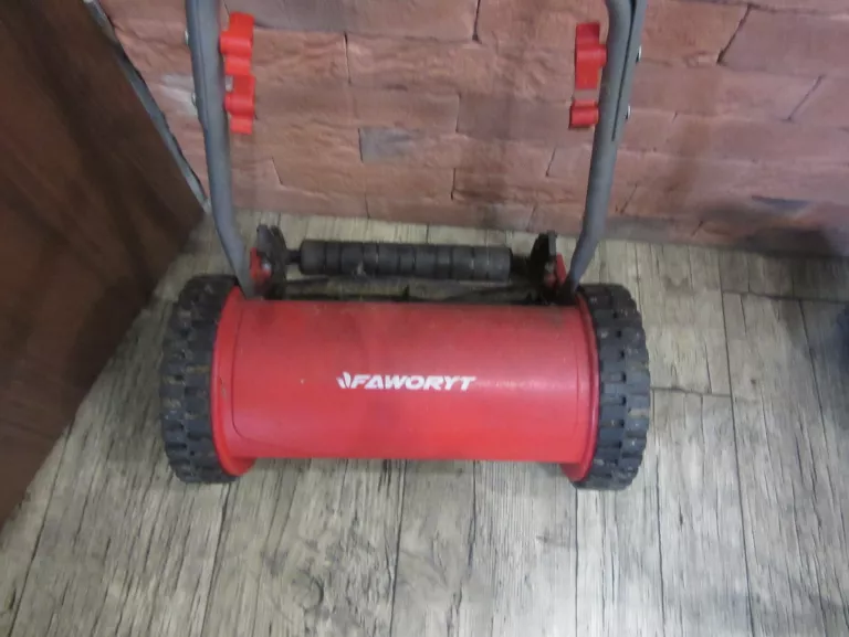 KOSIARKA RĘCZNA FAWORYT TR300