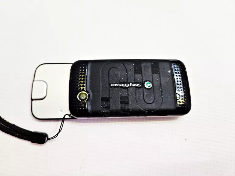 TELEFON SONY ERICSSON F305 ORANGE + ŁAD/SŁUCHAWKI