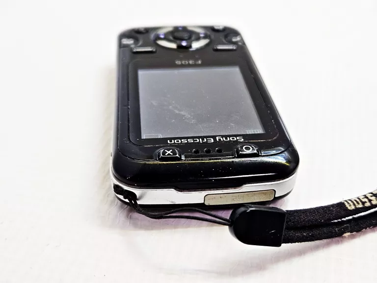 TELEFON SONY ERICSSON F305 ORANGE + ŁAD/SŁUCHAWKI