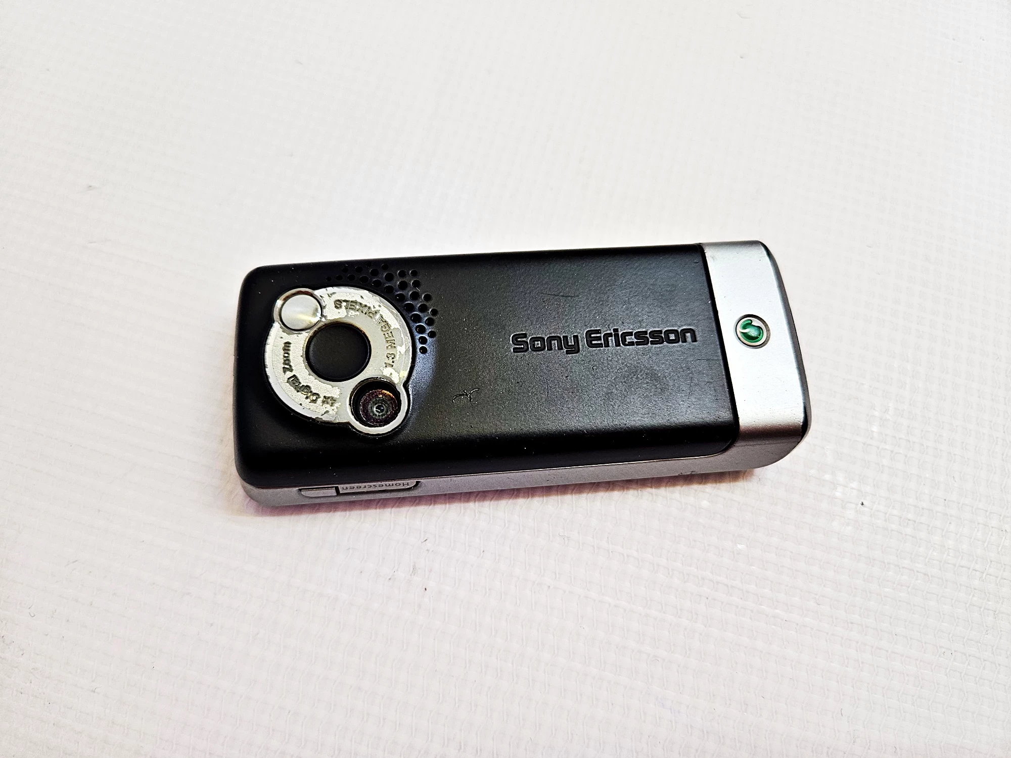 telefon-sony-ericsson-k510i-orange-ladsluchawki-przekatna-ekranu-18