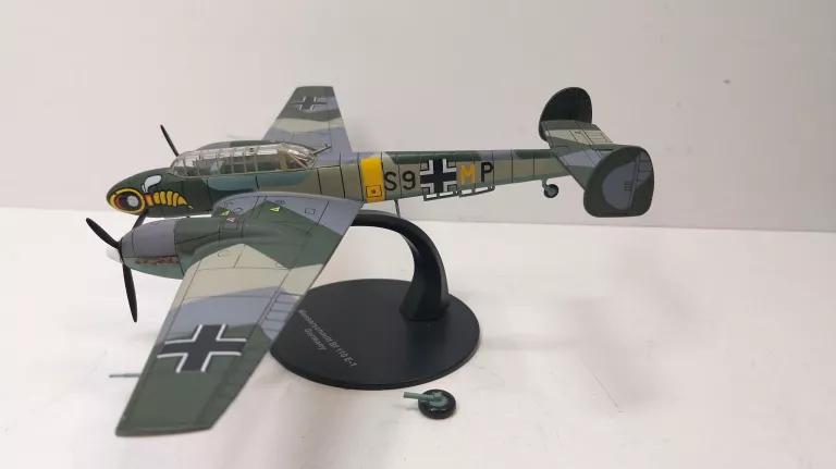 MODEL SAMOLOT BF 110 E-1