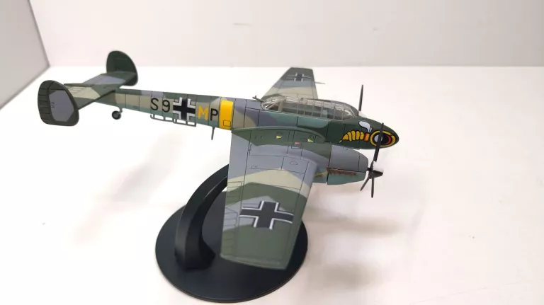 MODEL SAMOLOT BF 110 E-1