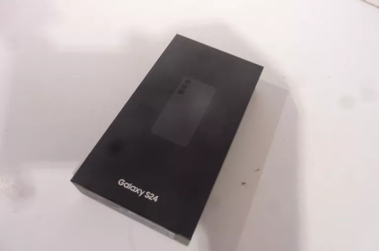 telefon-galaxy-s24-pud-nieotwierany-system-operacyjny-4388-1