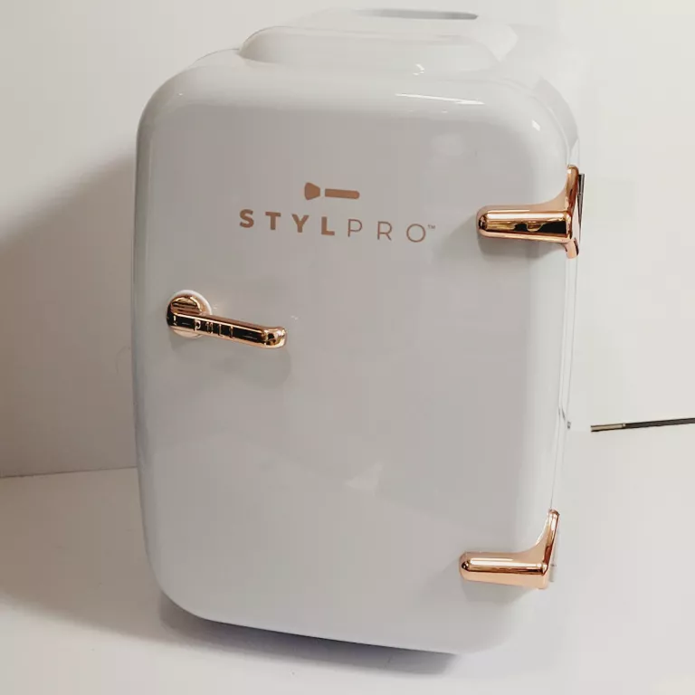 LODÓWKA NA KOSMETYKI STYLEPRO