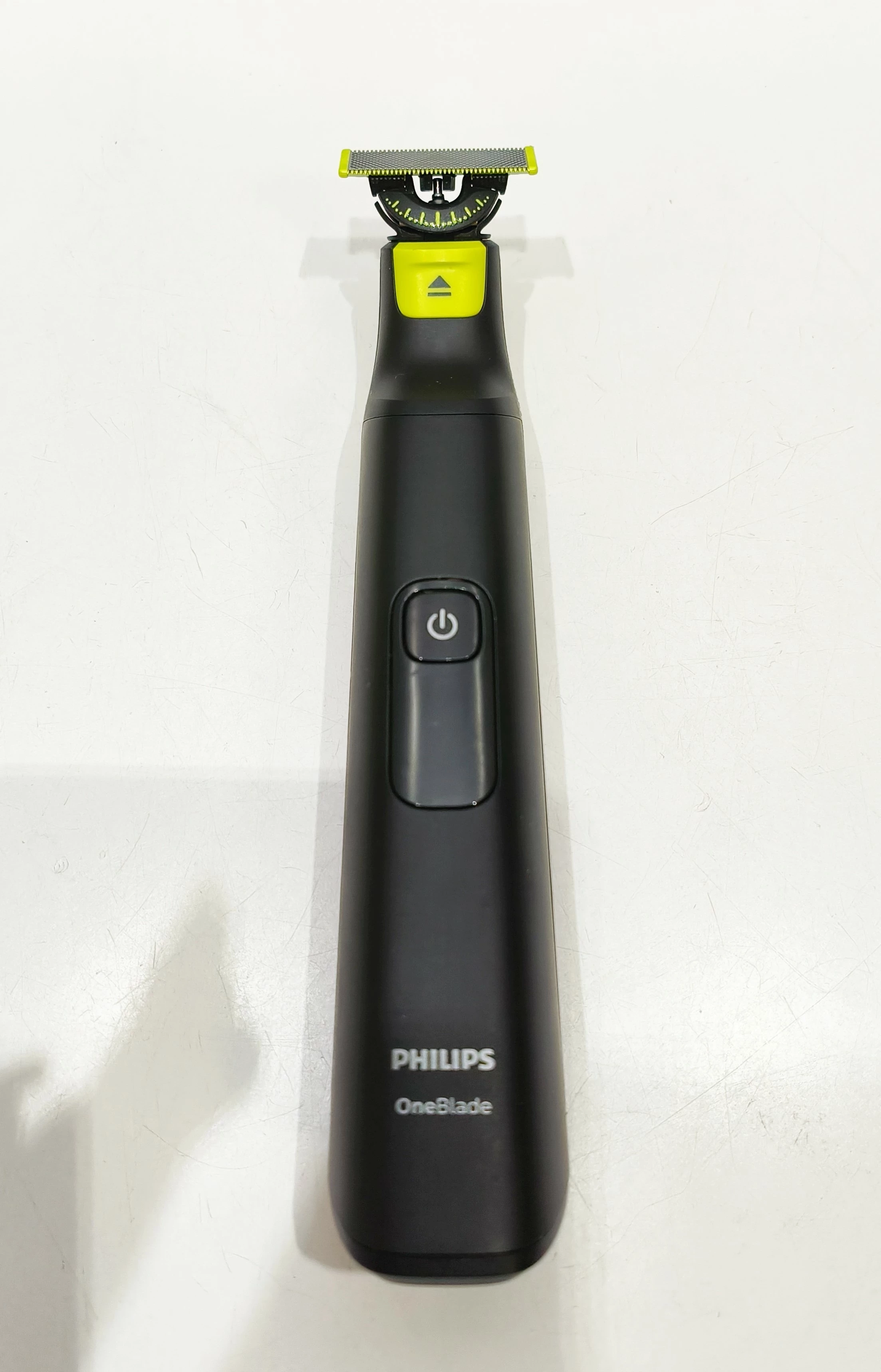 maszynaka-do-strzyzenia-philips-oneblade-pro-ostrza-paragon-igla-model-one-blade-pro-360-face-body