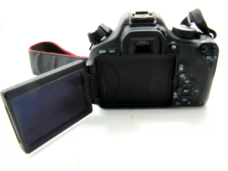 APARAT CANON DS126311 + AKCESORIA