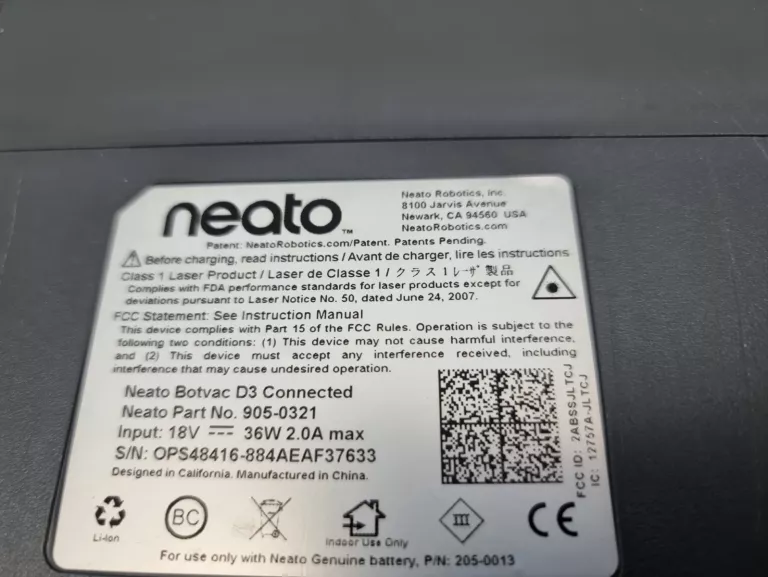 ROBOT ODKURZACZ NEATO D3 CONNECTED + STACJA