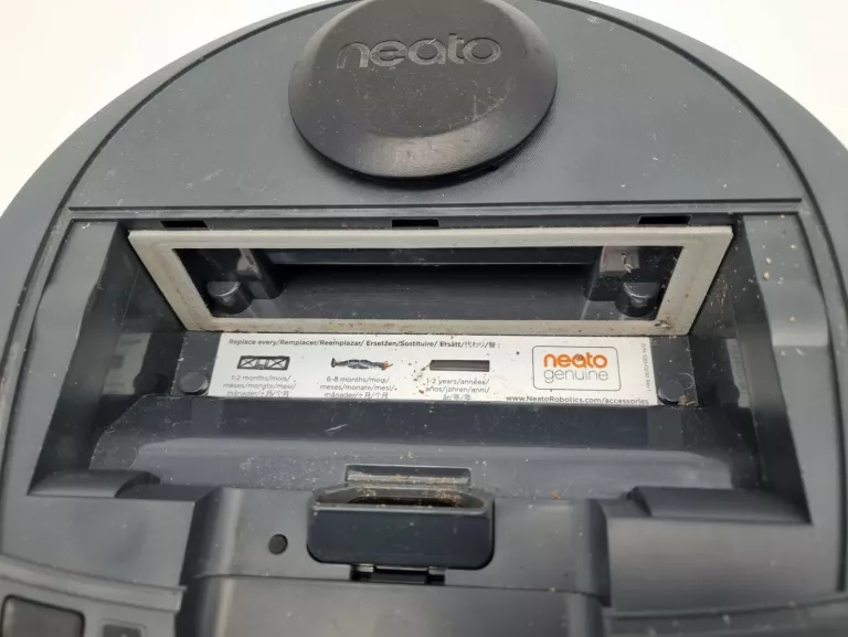 ROBOT ODKURZACZ NEATO D3 CONNECTED + STACJA
