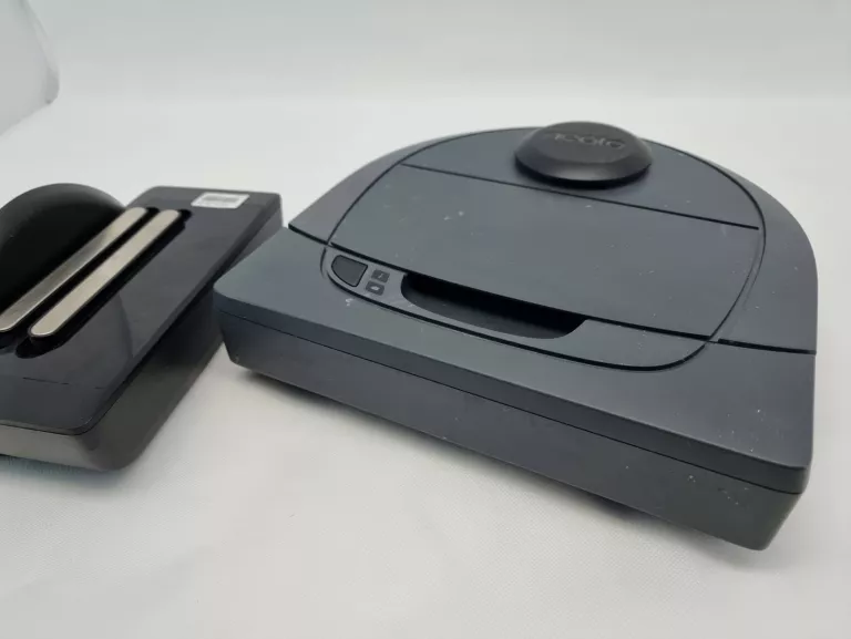 ROBOT ODKURZACZ NEATO D3 CONNECTED + STACJA