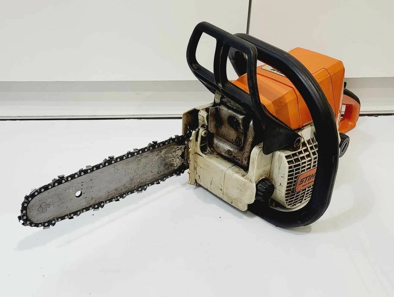 pila-spalinowa-stihl-023-marka-sthil