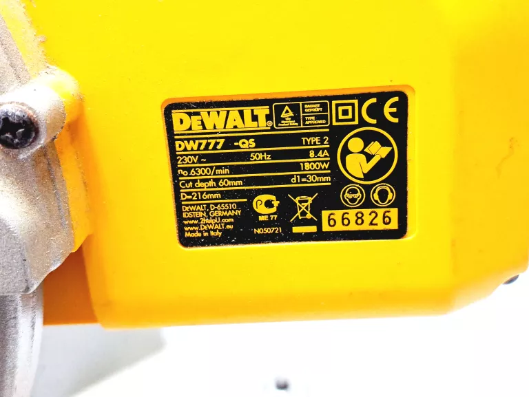 PIŁA UKOŚNICA DEWALT DW777 QS