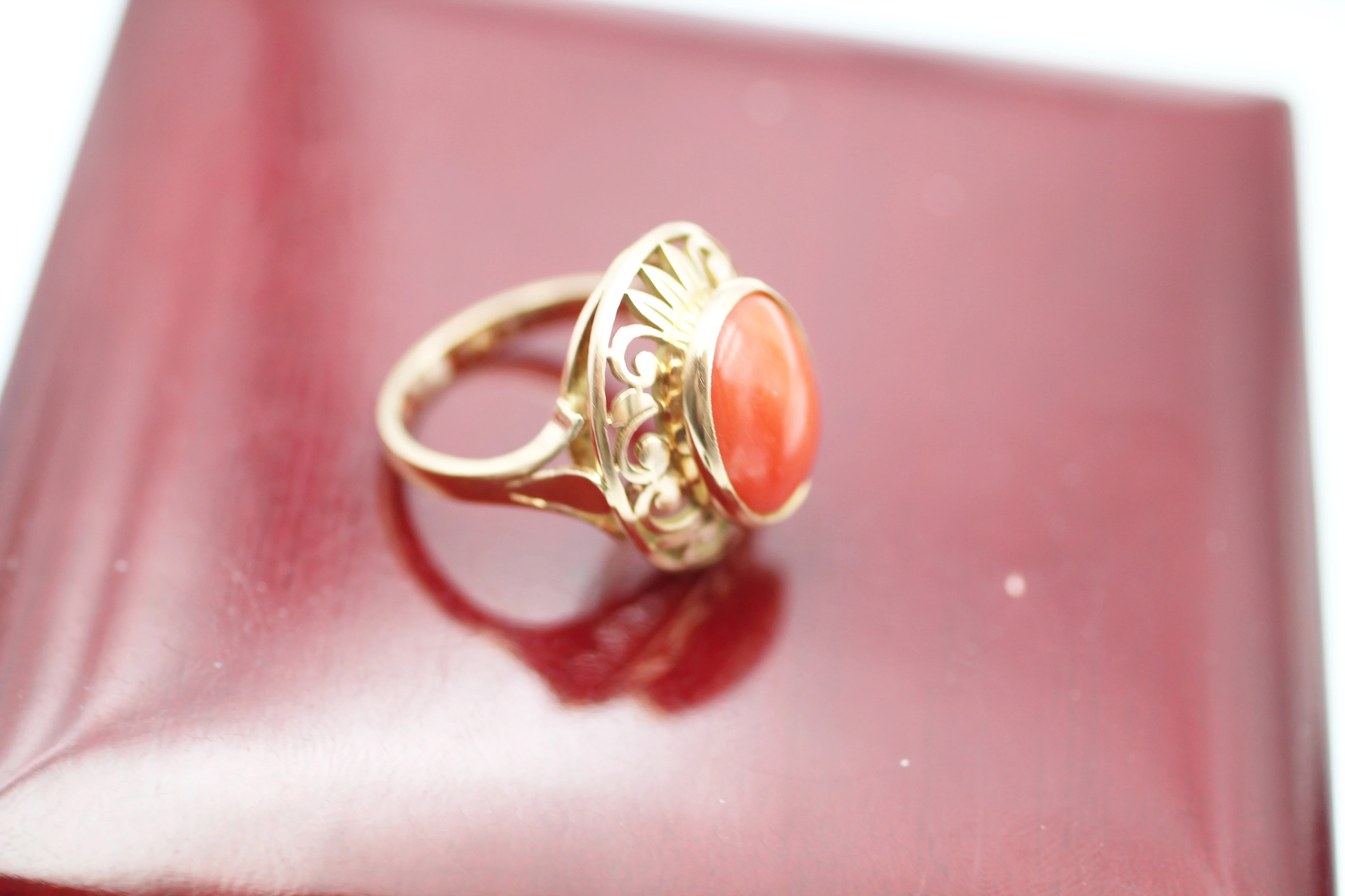 zloty-pierscionek-z-koralem-warmet-830-g-p585-r17-stan-11323-2