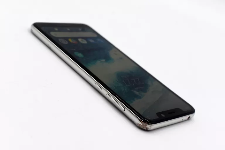 SMARTFON MOTOROLA ONE 4 GB / 64 GB 4G (LTE) #ZBITE PLECKI