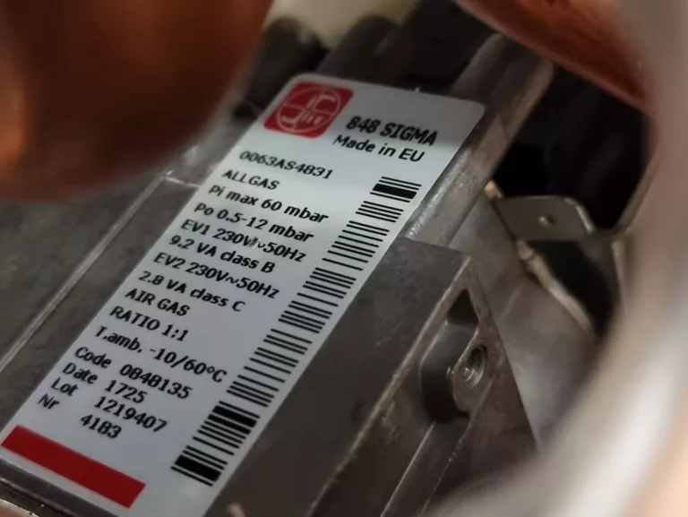 kociol-gazowy-kondensacyjny-fondital-antea-zakres-klas-efektywnosci-energetycznej-a-g