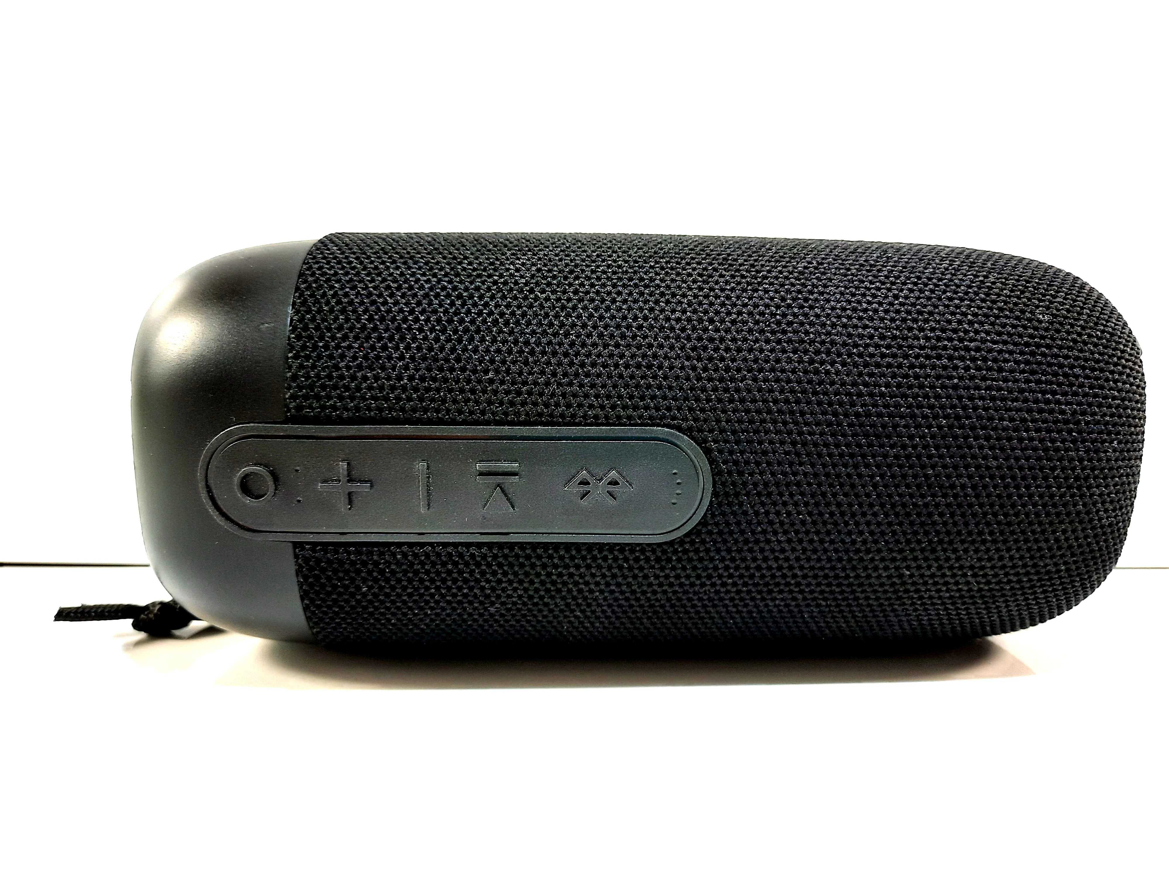 glosnik-bluetooth-peaq-ppa305-funkcje-odtwarzanie-plikow-audio