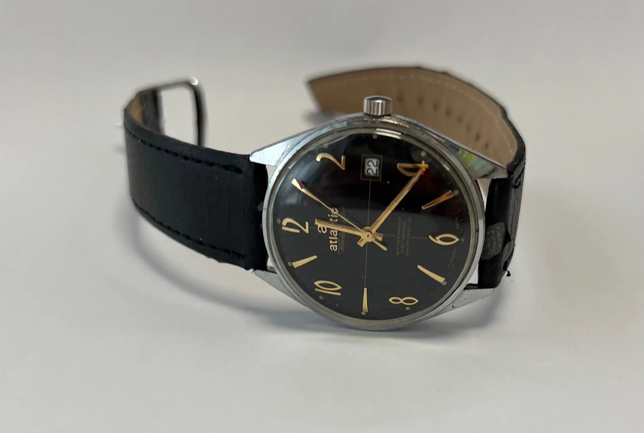 zegarek-atlantic-worldmaster-61660-opoznia-sie-wroclawska-80-legnica