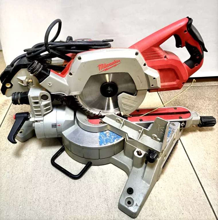 pila-ukosnica-milwaukee-ms-216-sb-fredry-plac-targowy-ledziny