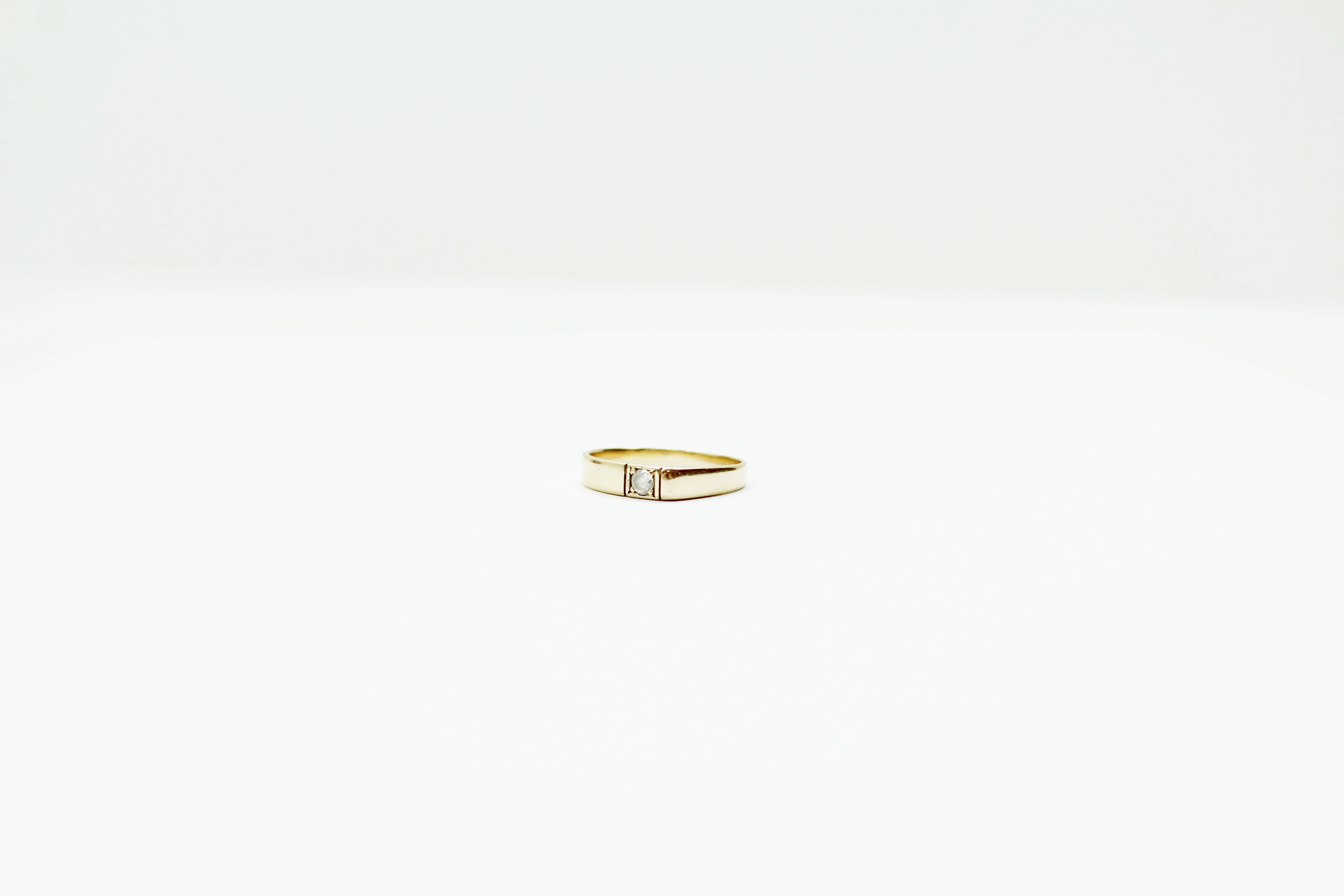 zloty-pierscionek-p585-w252-r16-rodzaj-2205-16