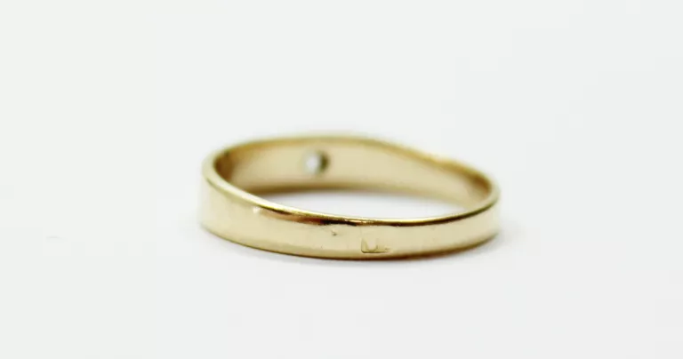 zloty-pierscionek-p585-w252-r16-kolor-dominujacy-205826-225106