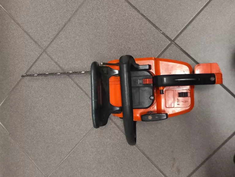 PIŁA STIHL 009